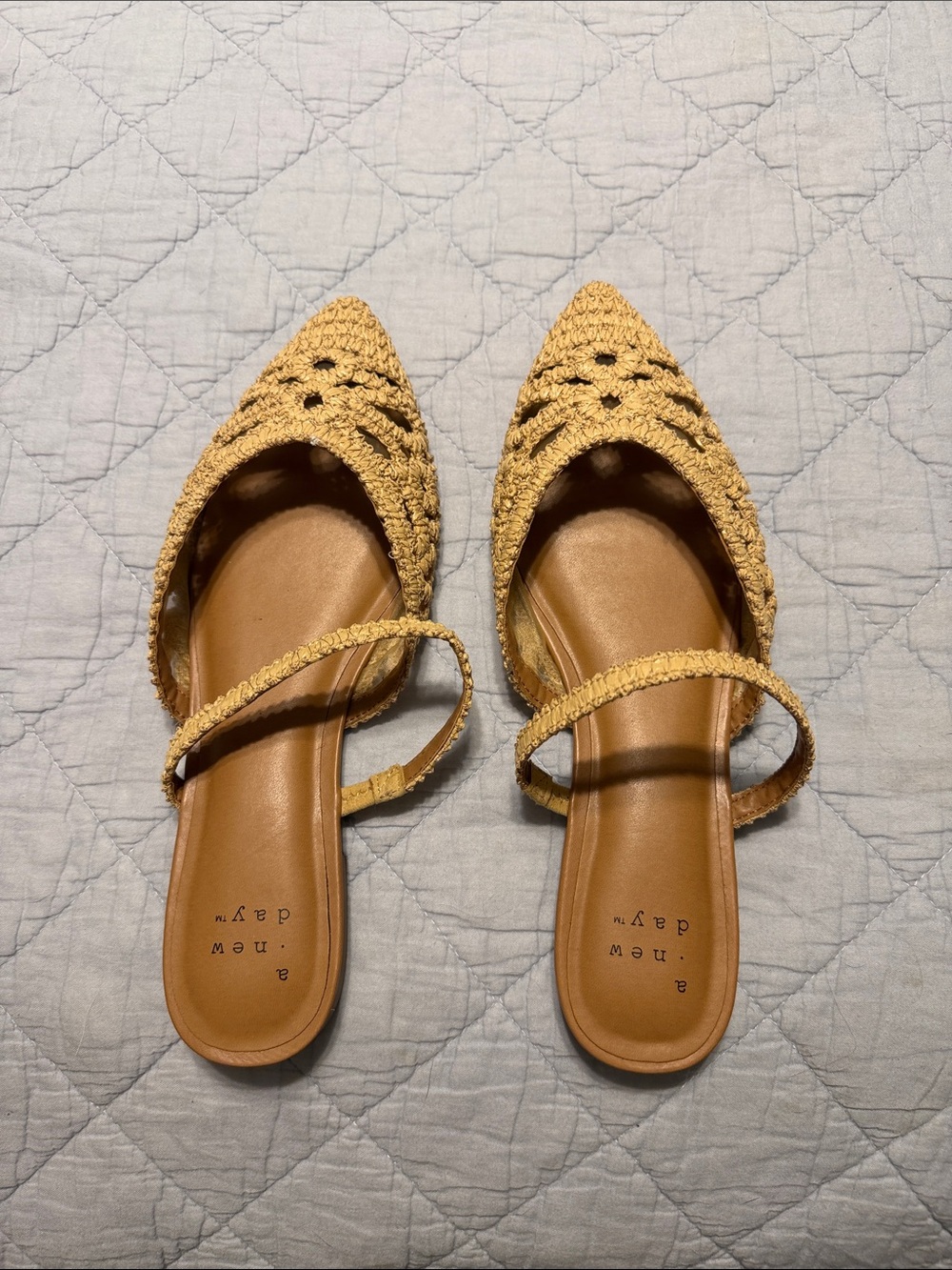 a new day beige Pointed-Toe Slingback Flats. Worn once but are too big. Like new